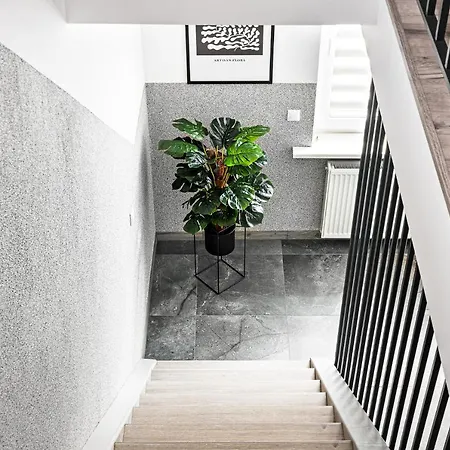 Pensjonat Krańcowa *